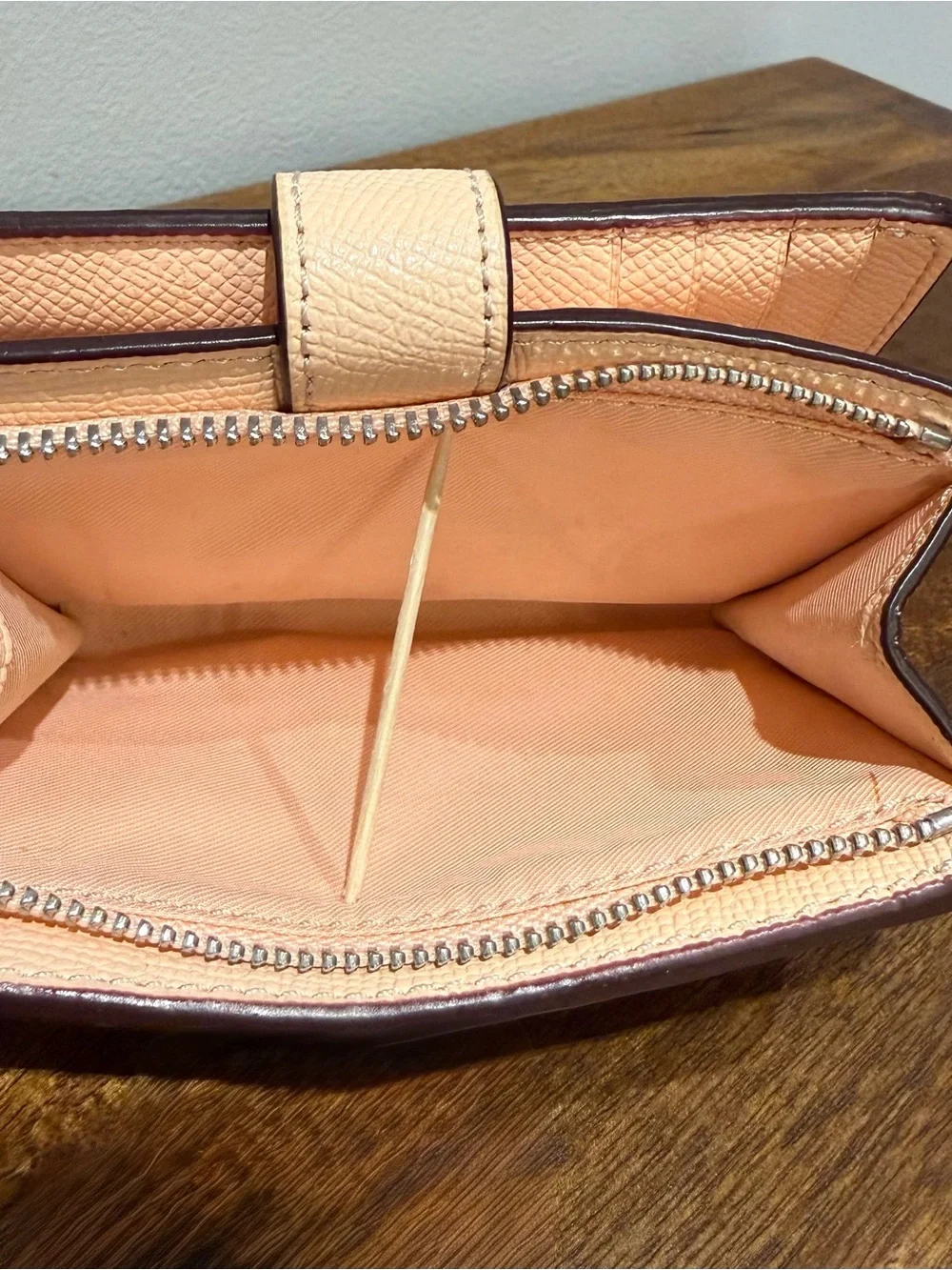 Coach F11484 Medium Corner Zip Wallet Light Pink Blush Crossgrain Leather